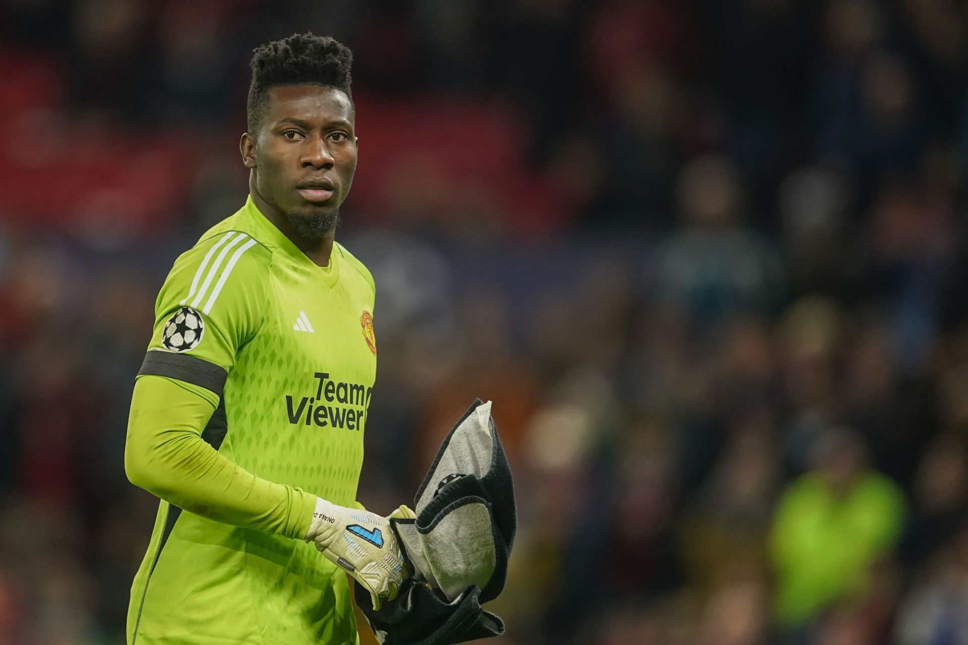 ten Hag offered his support to Andre Onana.