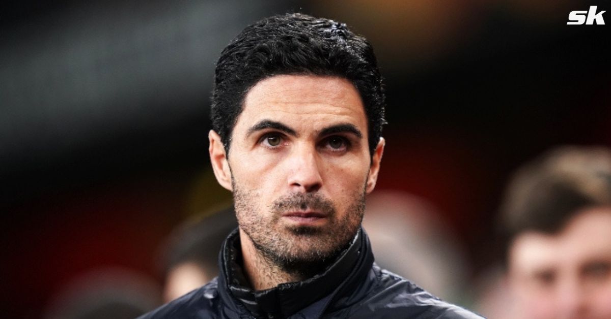 Arsenal manager Mikel Arteta looks on.