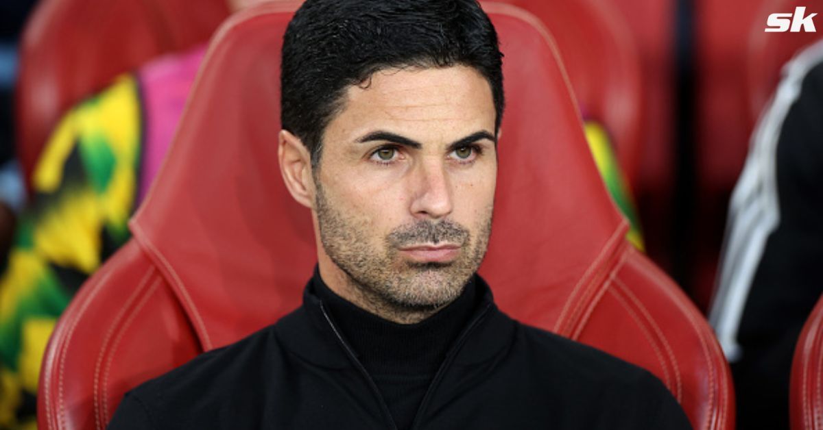 Arsenal manager Mikel Arteta looks on.