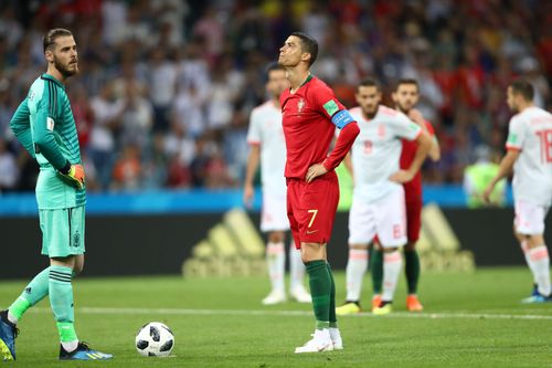 Cristiano Ronaldo and David de Gea (via Getty Images)