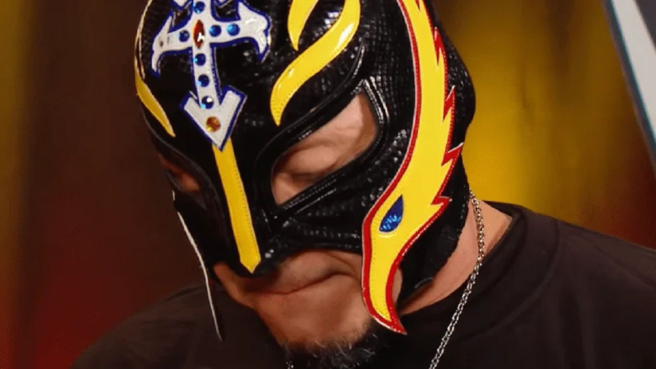 Mysterio failed to defeat the former WWE Champion