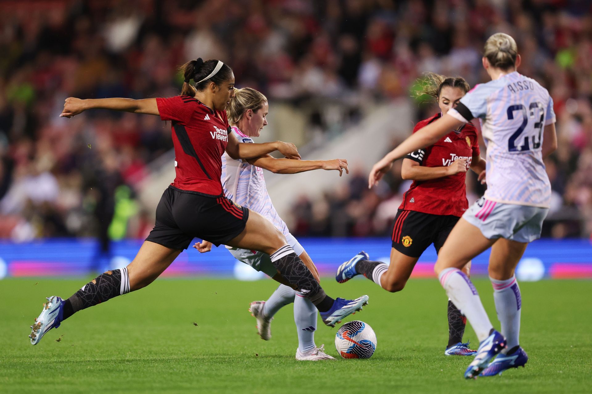 Manchester United v Arsenal FC - Barclays Women&acute;s Super League