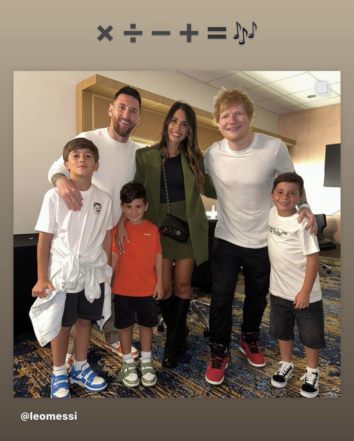 The Messi family meet Ed Sheeran (Pic: Antonela Roccuzzo's Instagram).