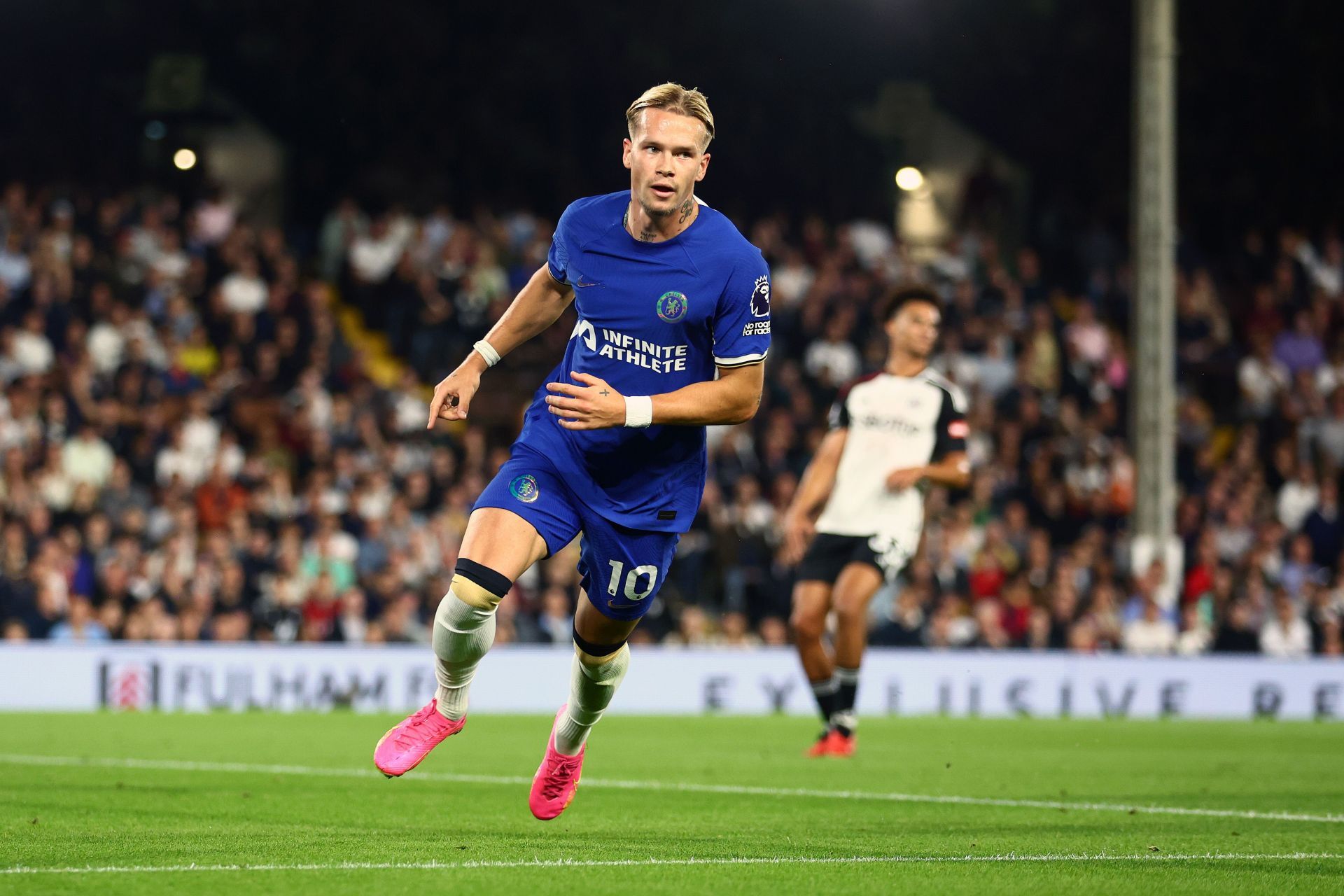 Mykhaylo Mudryk has admirers at the Emirates.