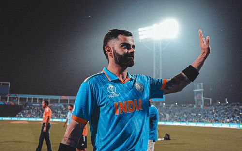 Virat Kohli acknowledging crowd support [Getty Images]