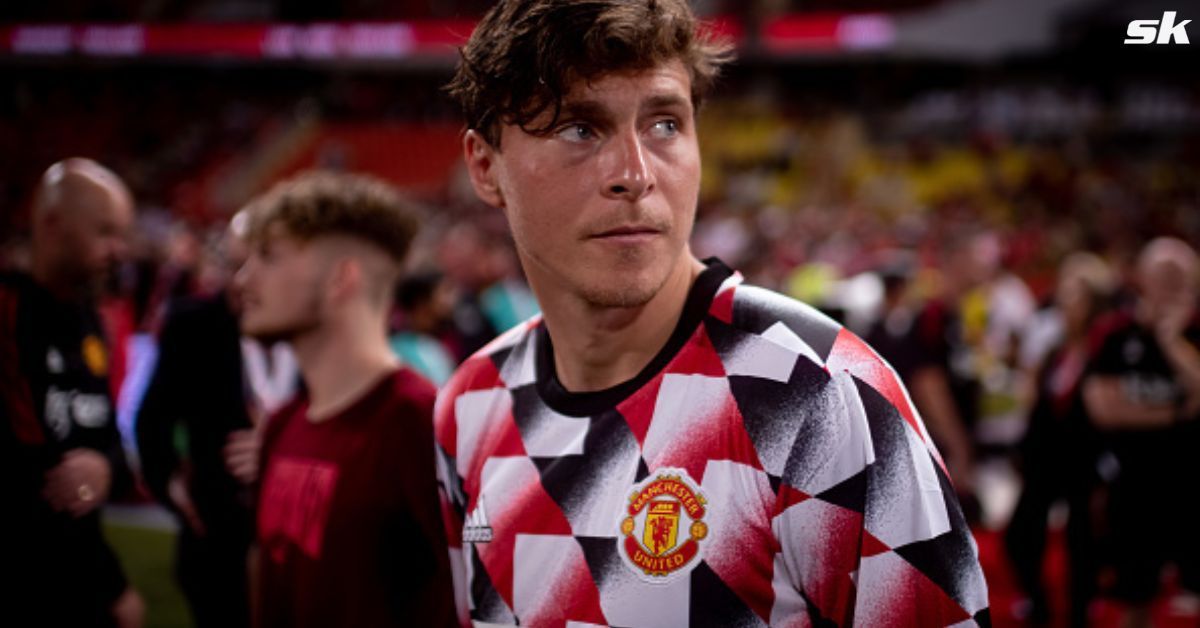 Victor Lindelof wants Manchester United to score more goals.