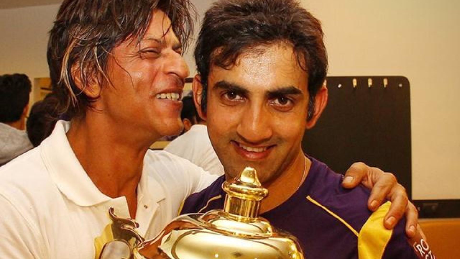 Shahrukh Khan (L) &amp; Gautam Gambhir (P.C.:X)