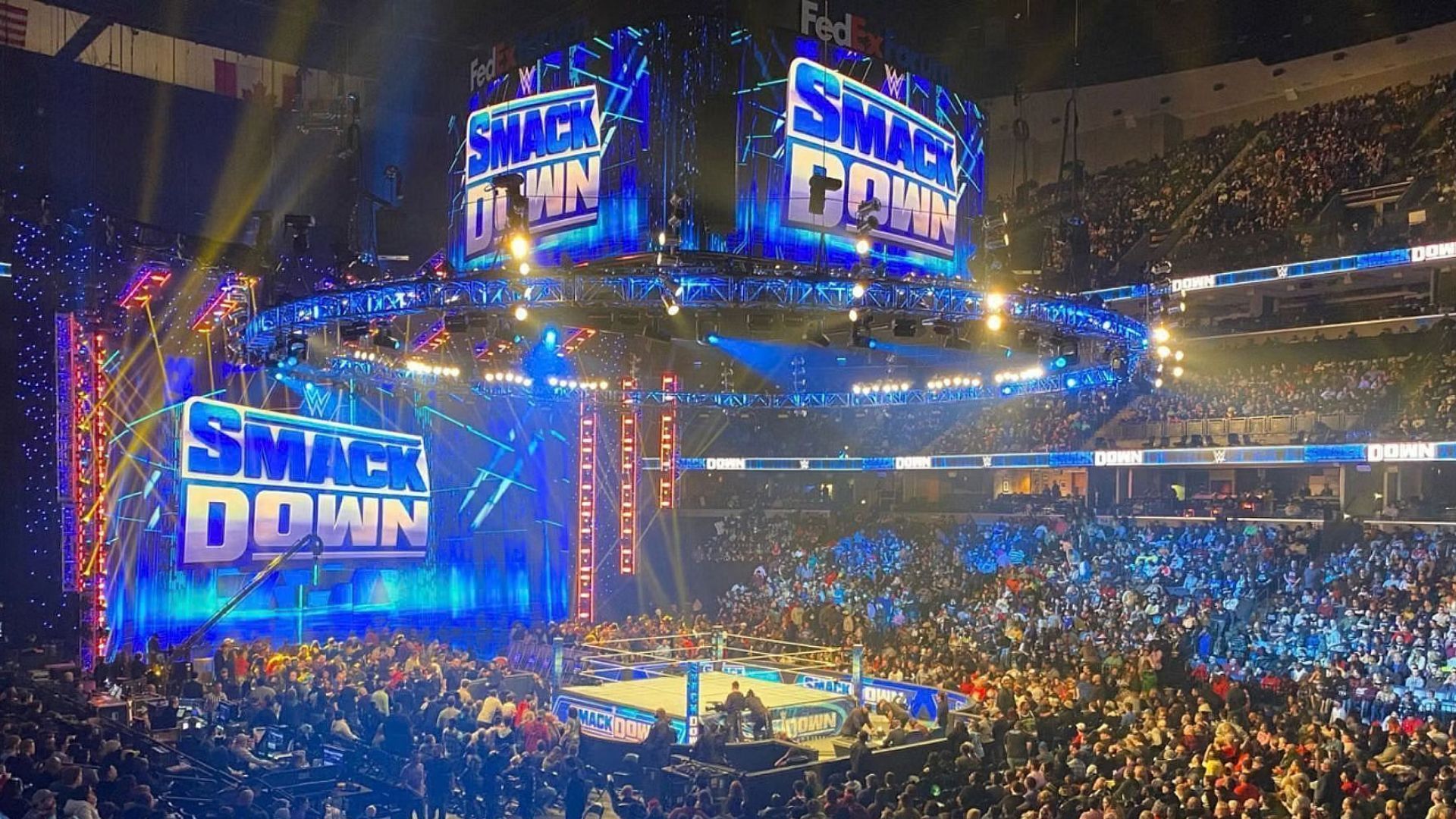 SmackDown will take place in Evansville this week.