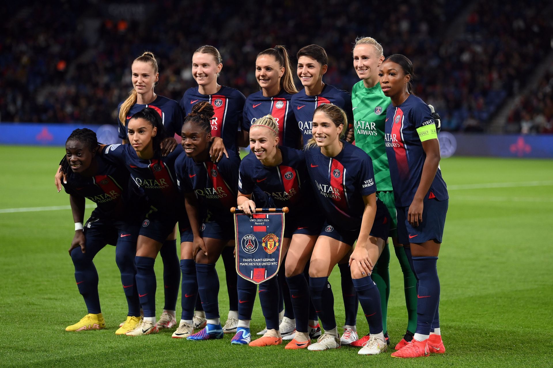 Paris Saint-Germain v Manchester United - UEFA Women