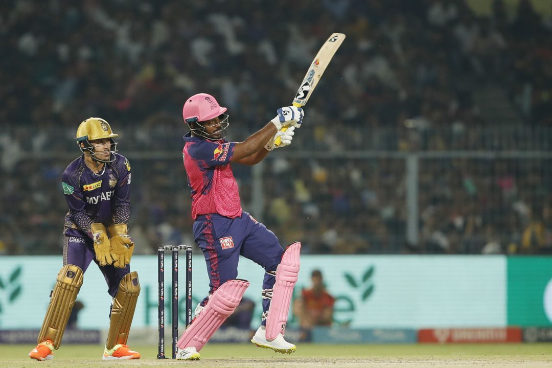 Rahmanullah Gurbaz looks on as Sanju Samson plays a shot during a KKR vs RR match (Image Credits: IPLT20.com)