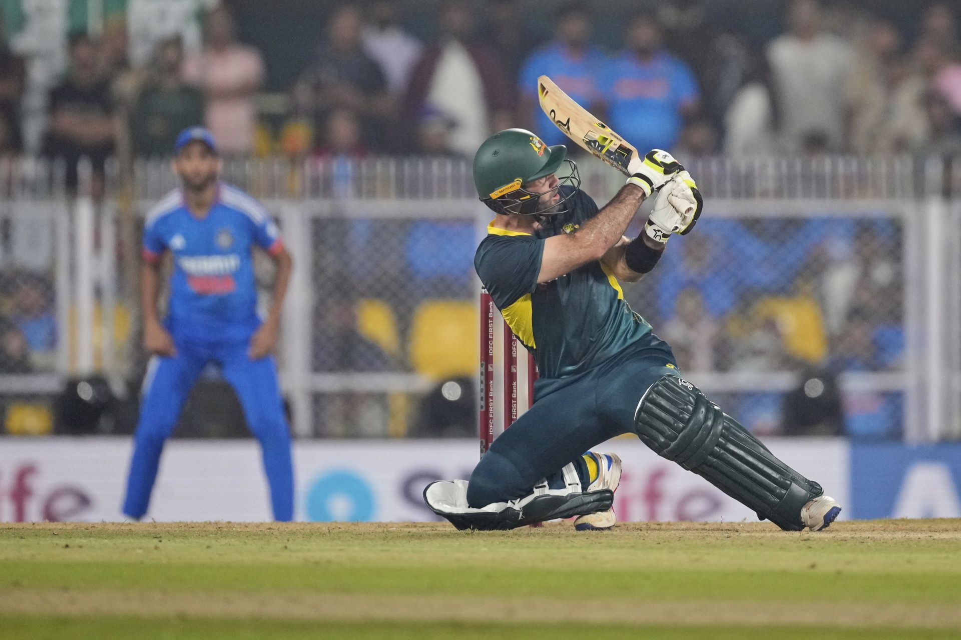 Glenn Maxwell paddling one off a pacer [Getty Images]