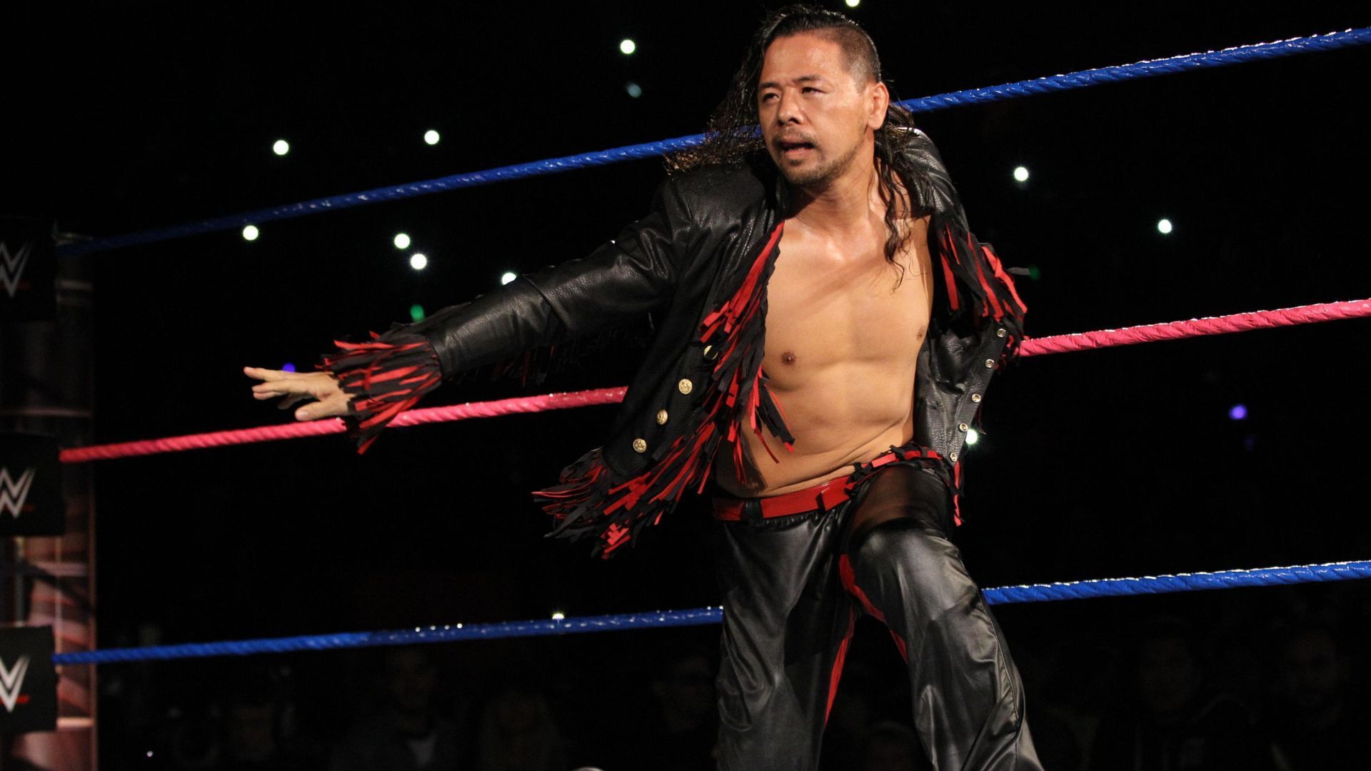 Shinsuke Nakamura during his entrance. Image Credits: wwe.com