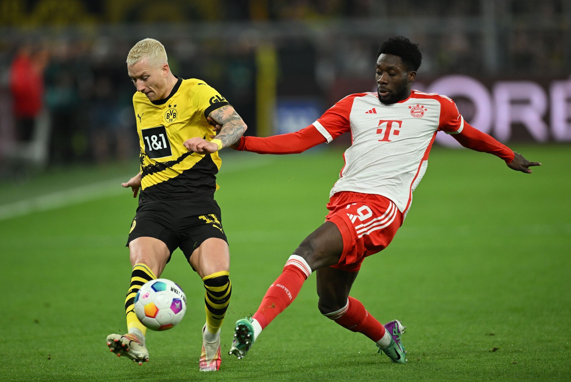 Alphonso Davies remains a target at the Santiago Bernabeu.