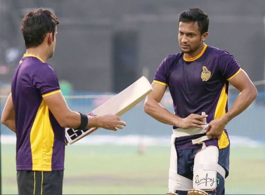 Gautam Gambhir and Shakib Al Hasan together [Getty Images]