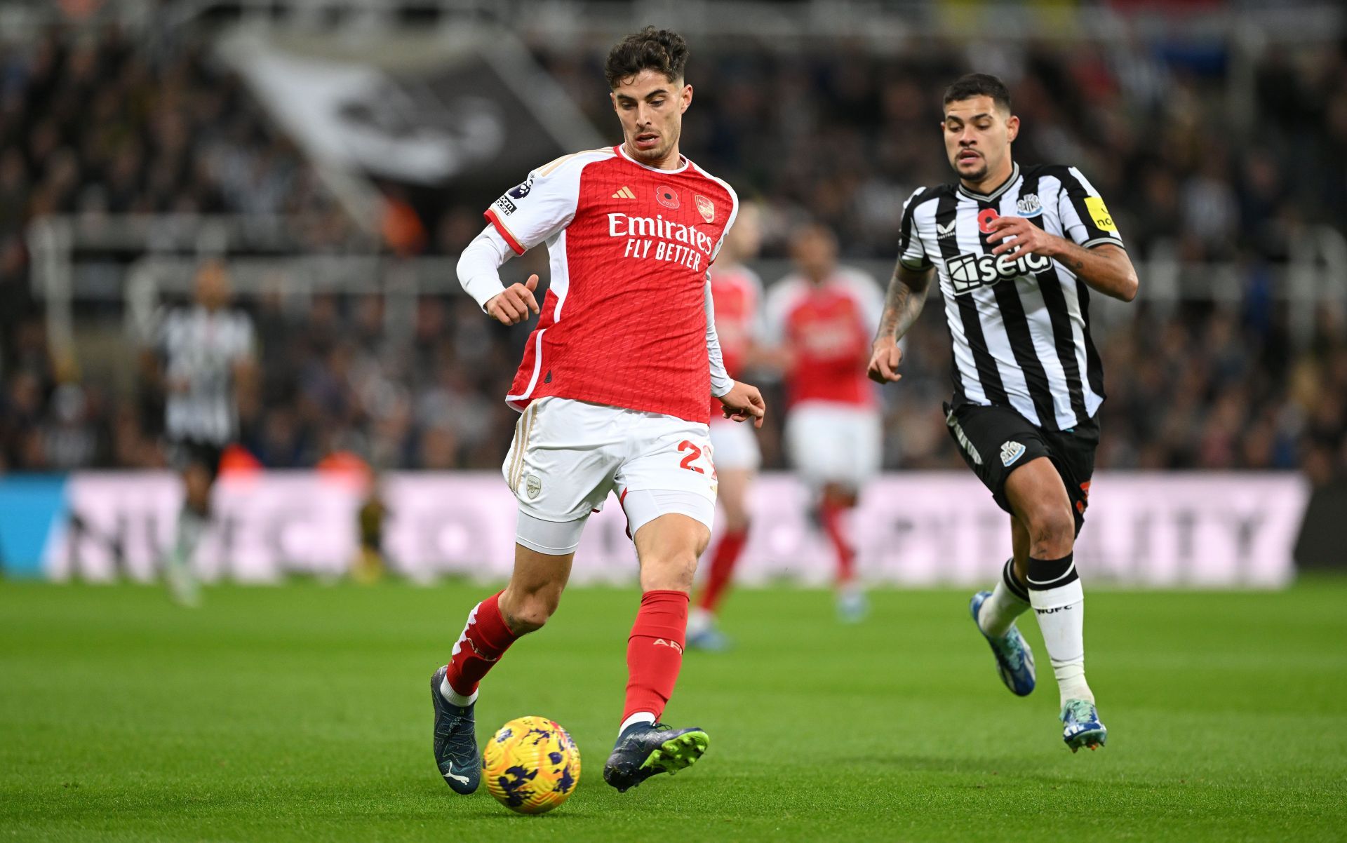 Kai Havertz (left) is yet to live up to expectations at the Emirates