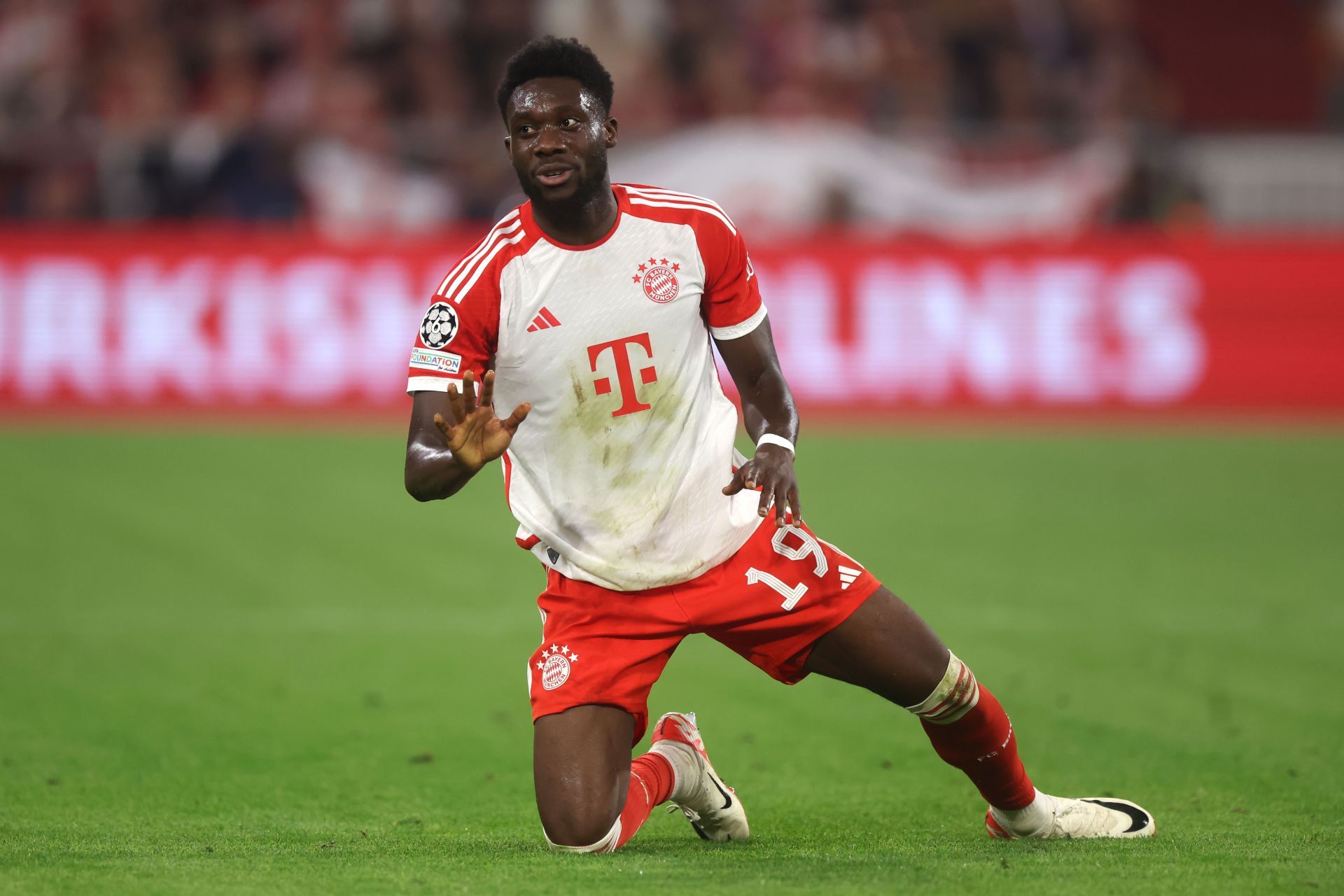 Alphonso Davies could be an option.