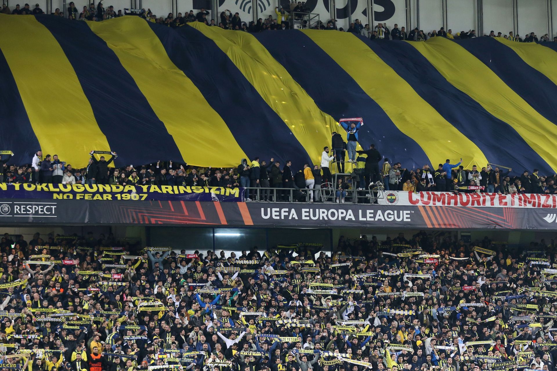 Fenerbahce v Sevilla FC: Round of 16 Leg Two - UEFA Europa League