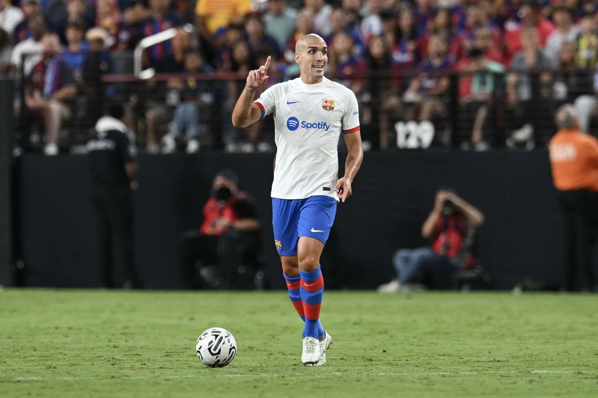 Oriol Romeu has failed to live up to expectations at the Camp Nou.