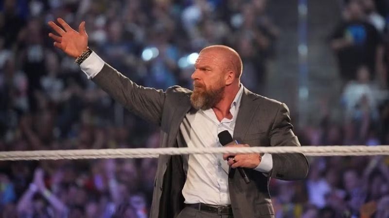 ट्रिपल एच इस समय WWE में क्रिएटिव हेड के रूप में नजर आ रहे हैं