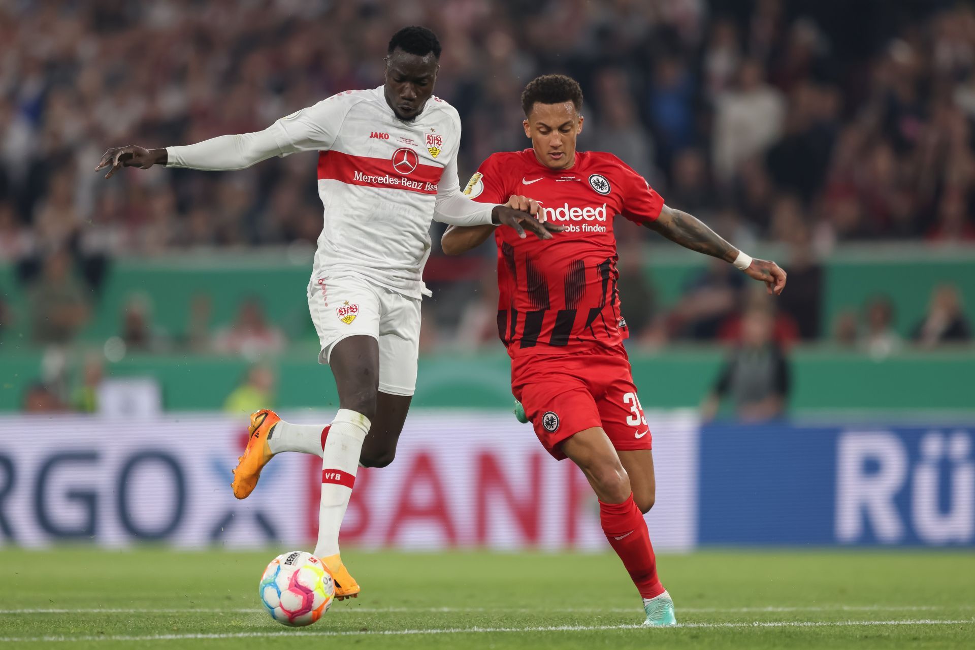 VfB Stuttgart v Eintracht Frankfurt - DFB Cup: Semifinal