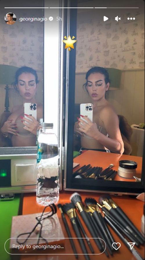 Rodriguez shares a risque photo on her Instagram stories.