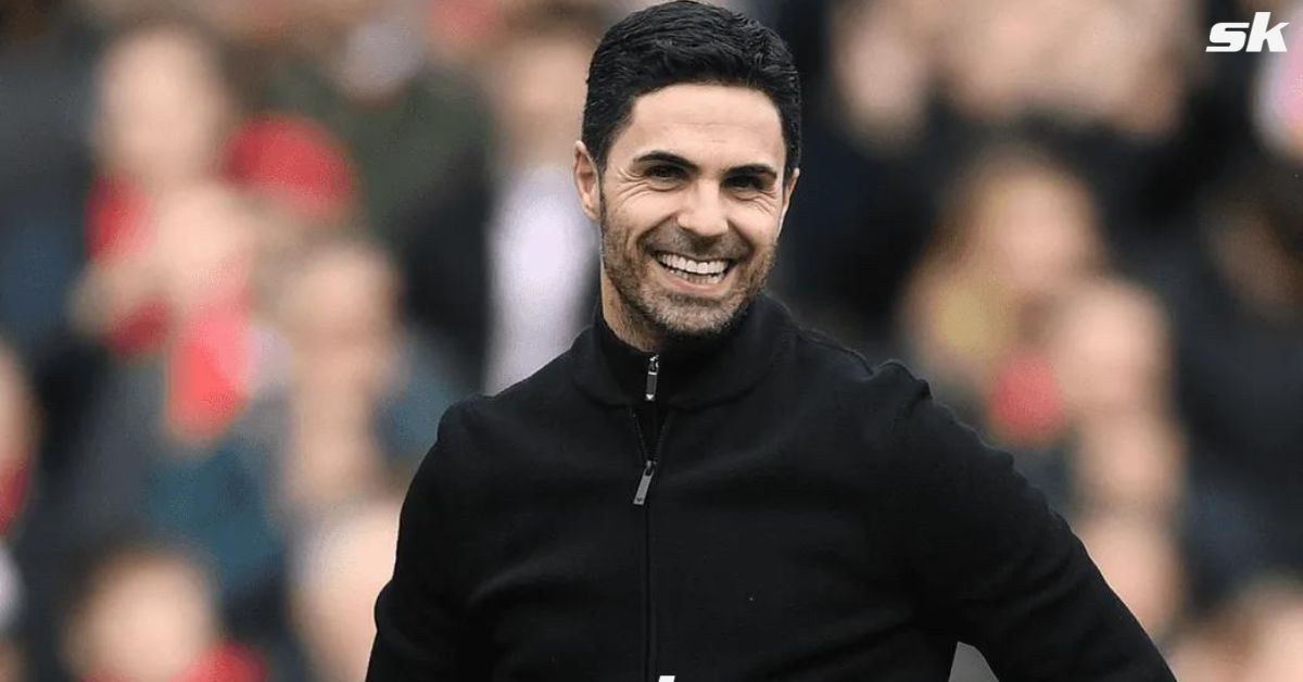 Arsenal manager Mikel Arteta looks on.