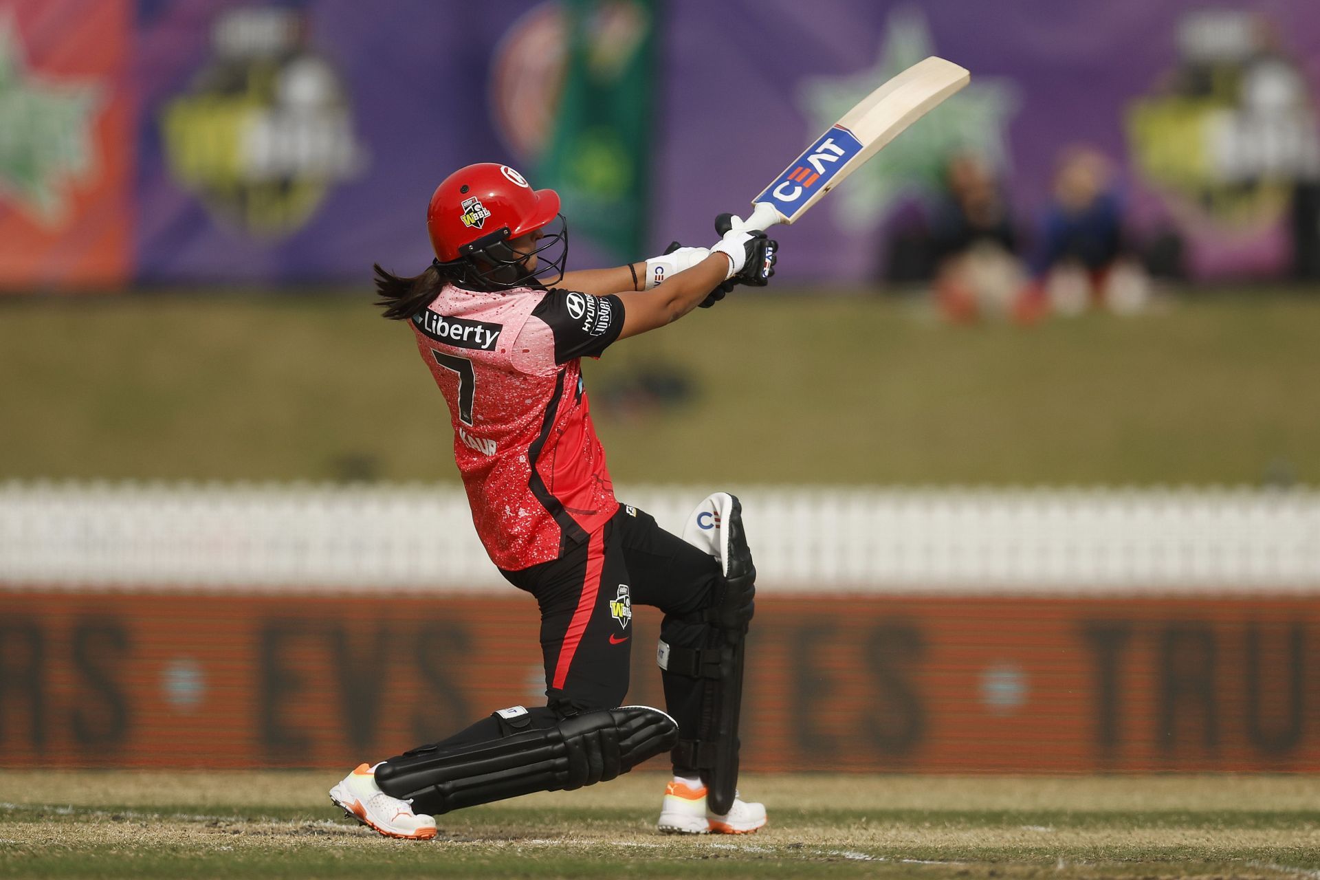 WBBL - Melbourne Renegades v Sydney Thunder