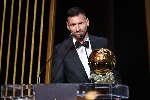Lionel Messi at the 67th Ballon d'Or Ceremony (via Getty Images)