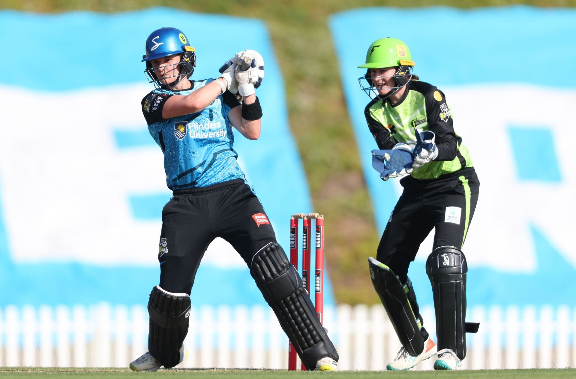 WBBL - Adelaide Strikers v Sydney Thunder