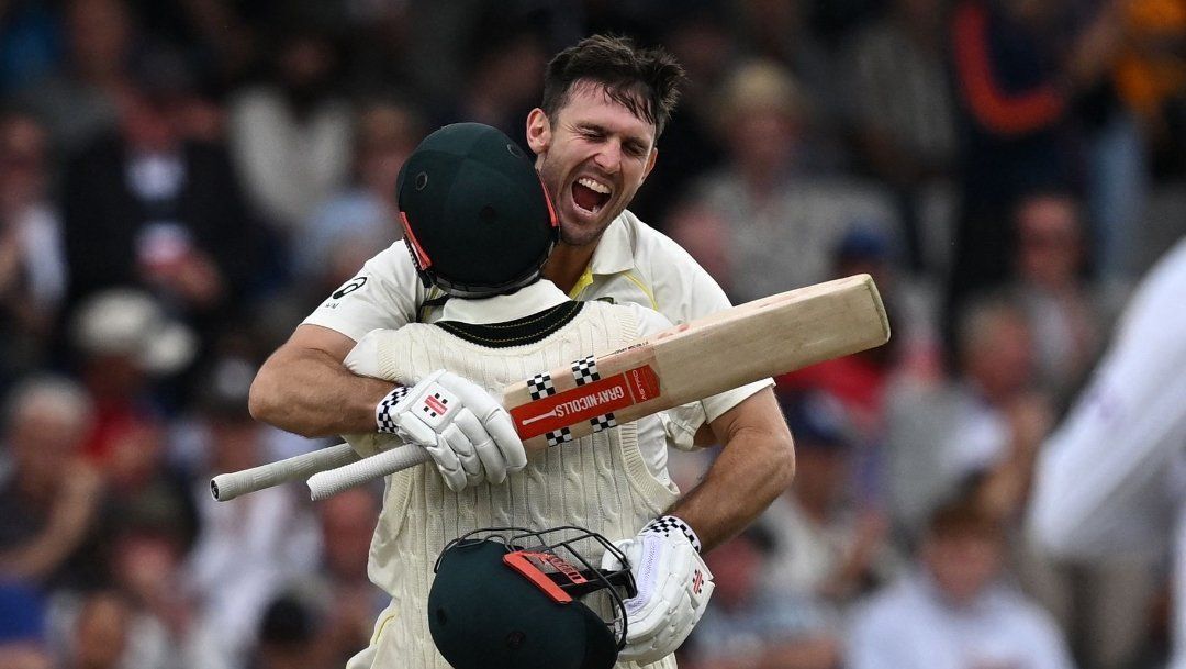 Mitchell Marsh celebrates a ton. (Credits: Twitter)