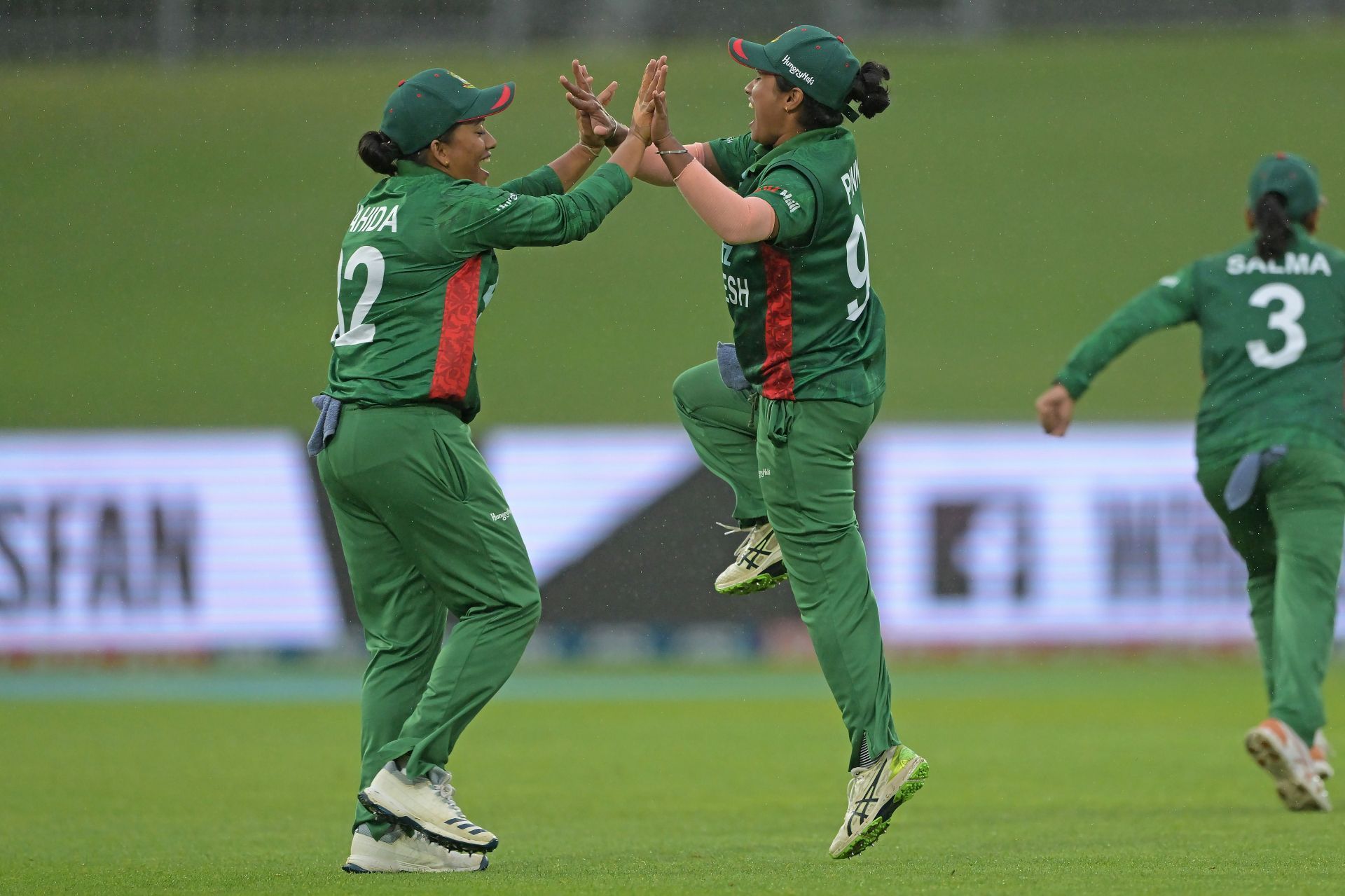 New Zealand v Bangladesh - 2nd ODI