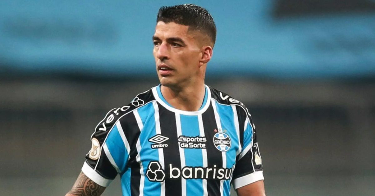 Luis Suarez currently has a contract at Gremio until December 2023.