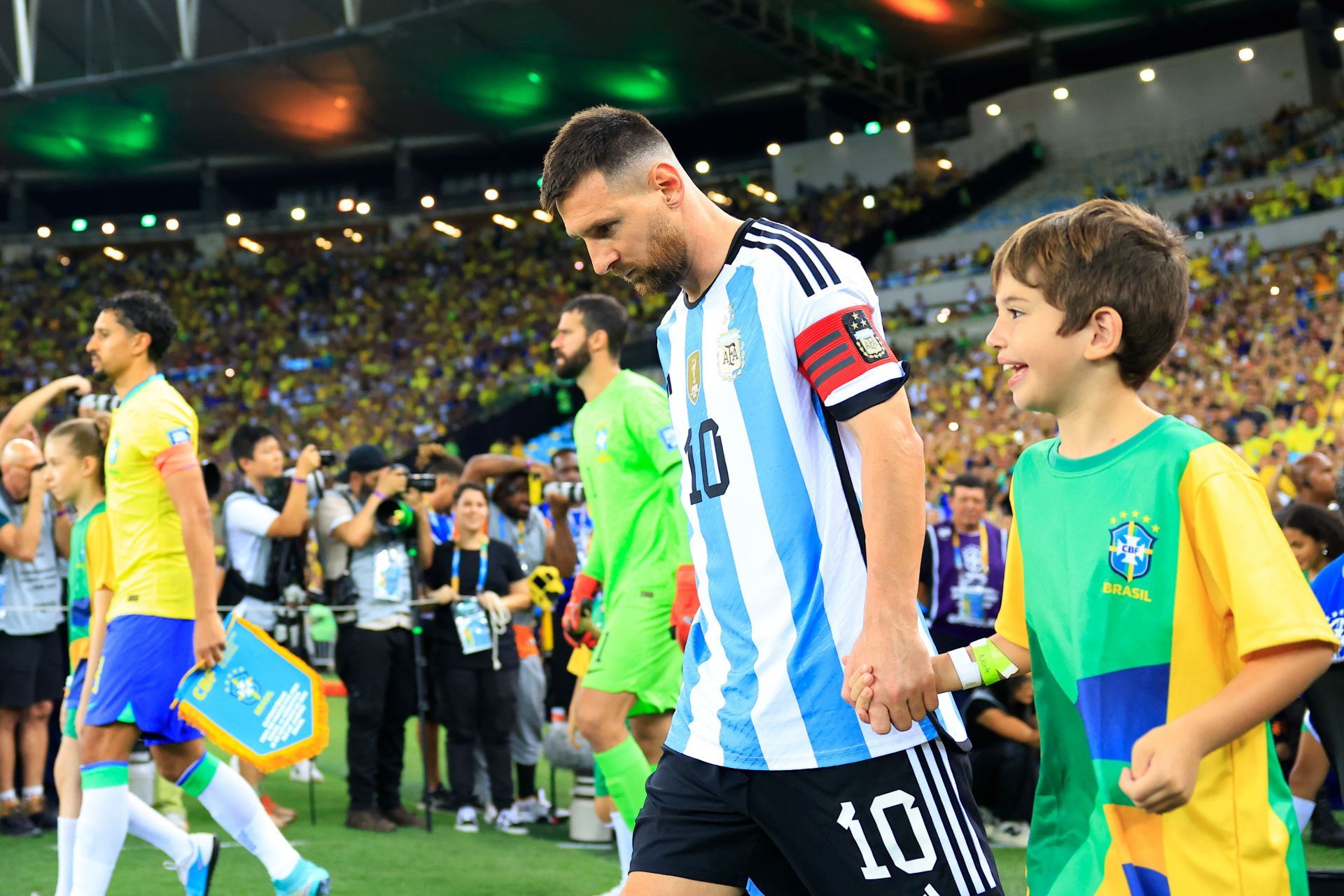 Lionel Messi (via Getty Images)