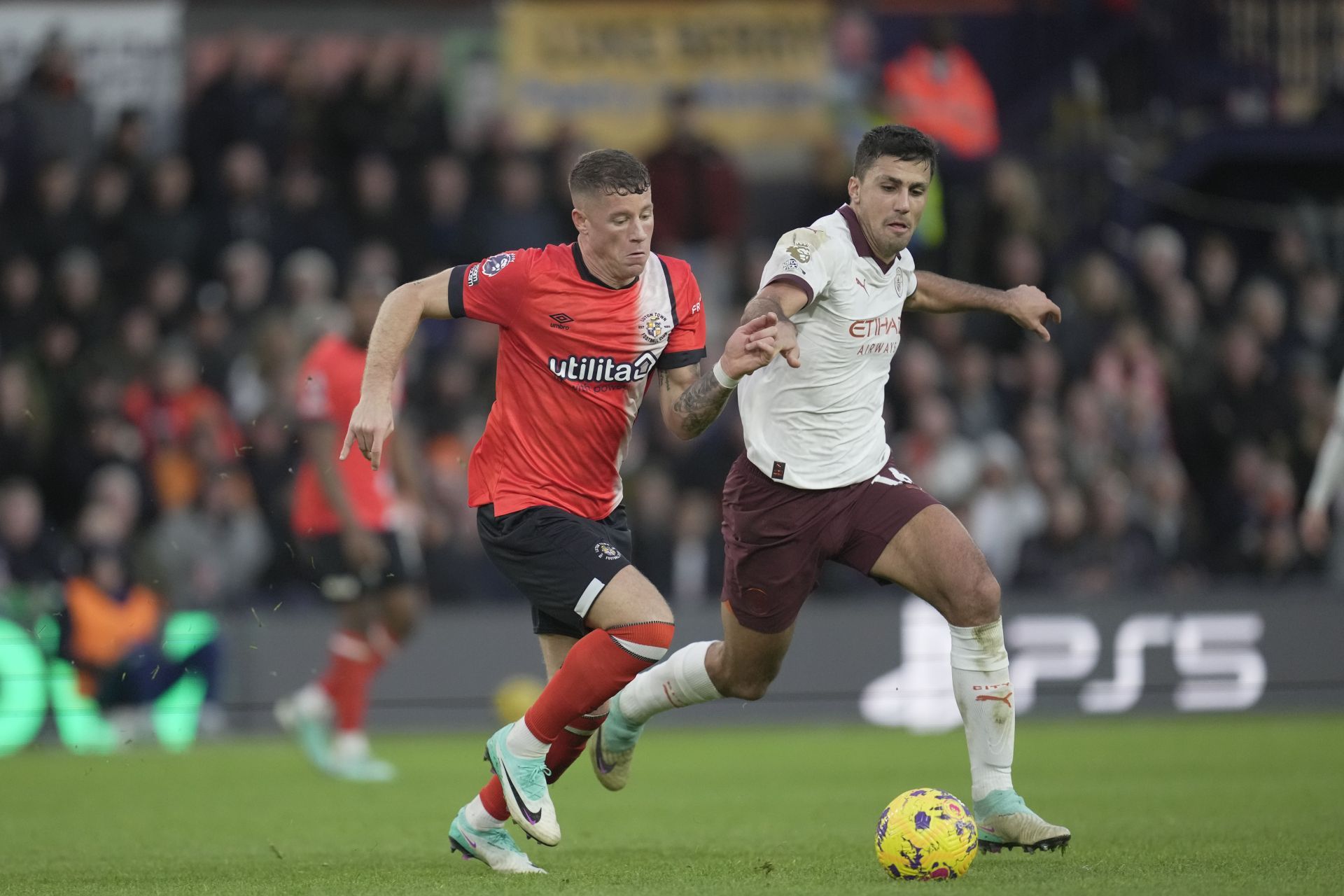 Barkley (L) could not exert his influence on the game for Luton.