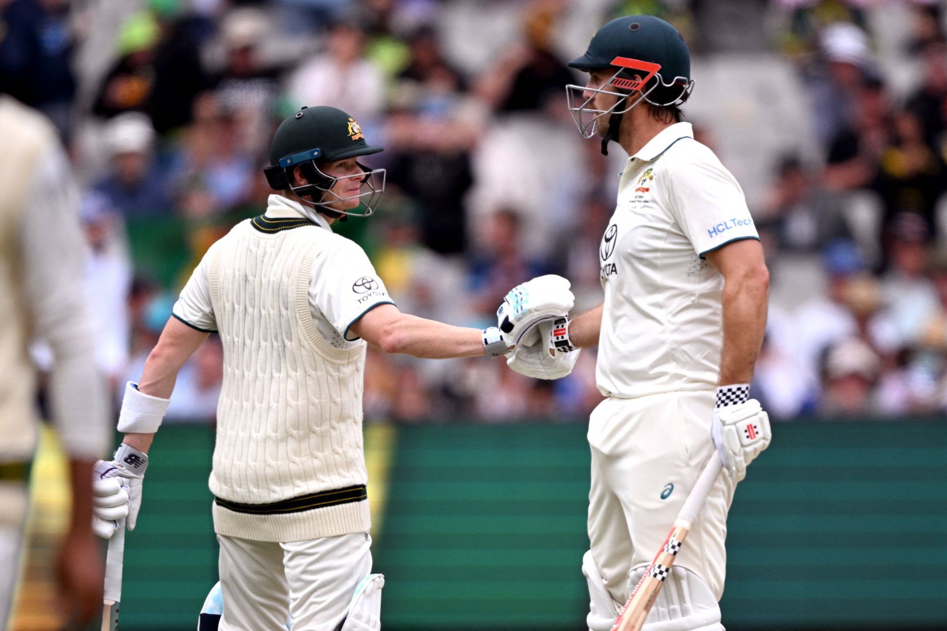 Steve Smith and Mitchell Marsh rescued Australia. (Credits: Twitter)