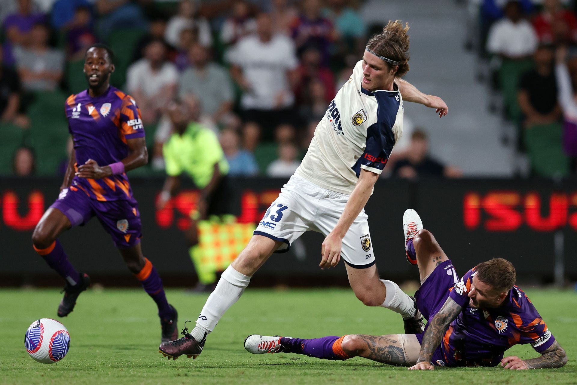 A-League Men Rd 3 - Perth Glory v Central Coast Mariners