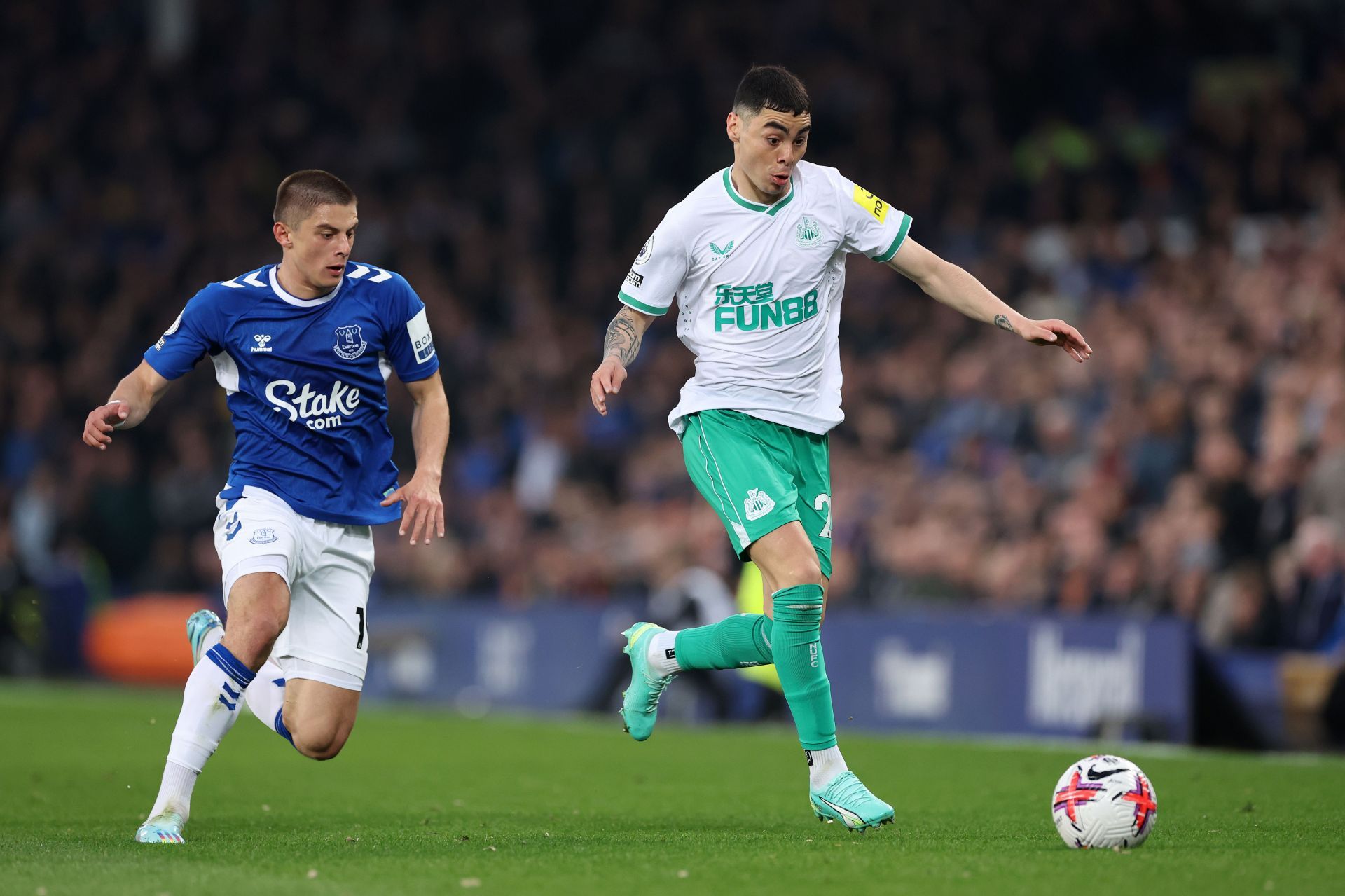 Everton FC v Newcastle United - Premier League