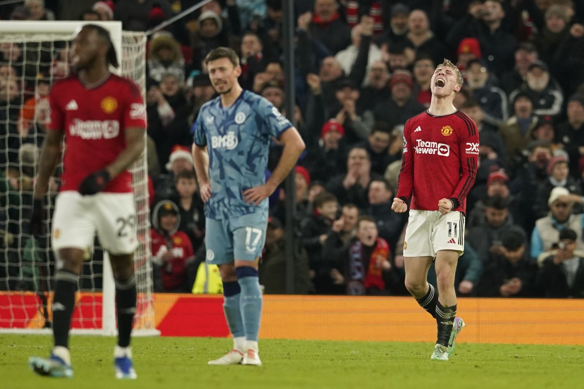 Hojlund (R) scored his first Premier League goal in this game, which proved to be the winner.