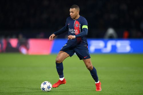 Kylian Mbappe could end up staying in Paris.