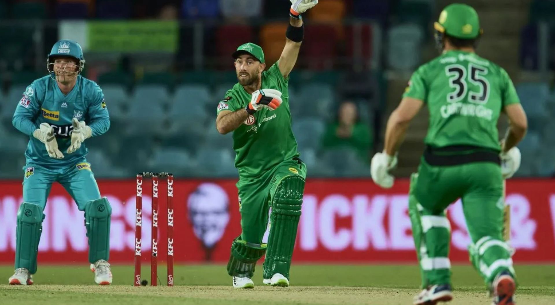 It might be a task too much even for Glenn Maxwell to propel the Stars to the playoffs.