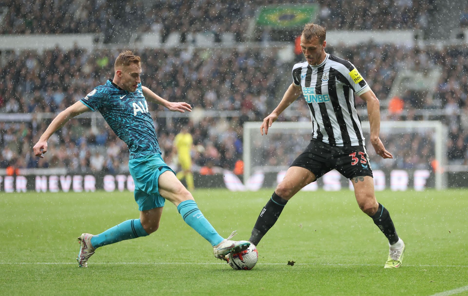 Newcastle United v Tottenham Hotspur - Premier League