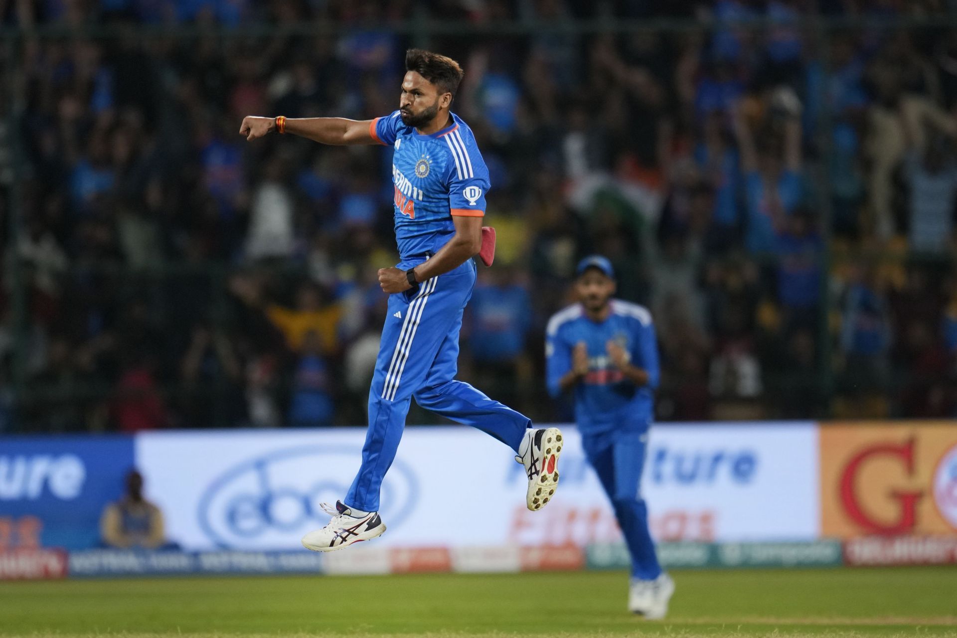 Mukesh Kumar picked up three wickets in the final T20I against Australia. [P/C: AP]