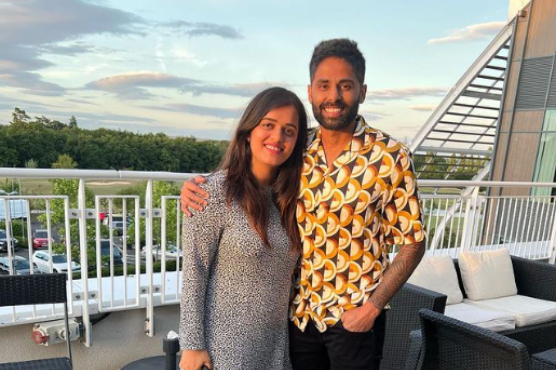 Suryakumar Yadav with wife Devisha Shetty