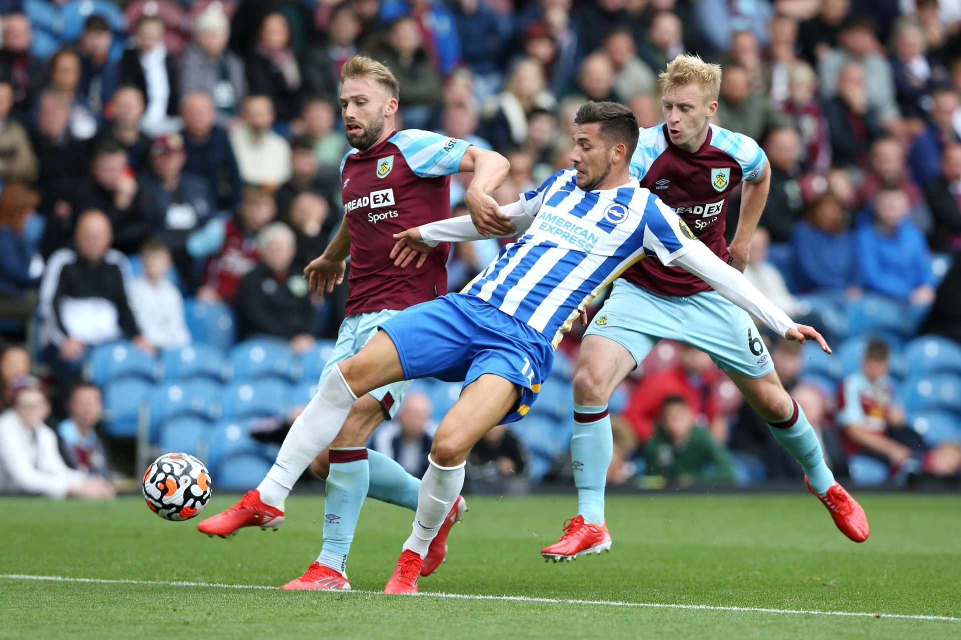 Burnley v Brighton &amp; Hove Albion - Premier League