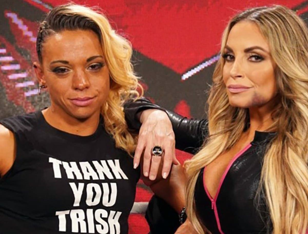 Trish Stratus endorsed Zoey Stark as she battled Becky Lynch.