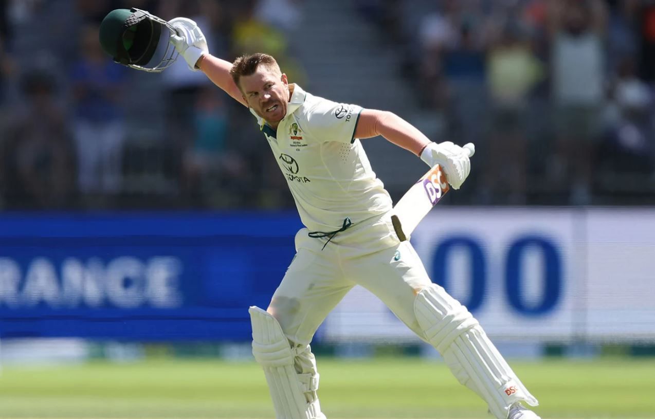 पर्थ टेस्ट के पहले दिन ऑस्ट्रेलिया ने स्टंप्स तक पांच विकेट खोकर 345 रन बनाये 