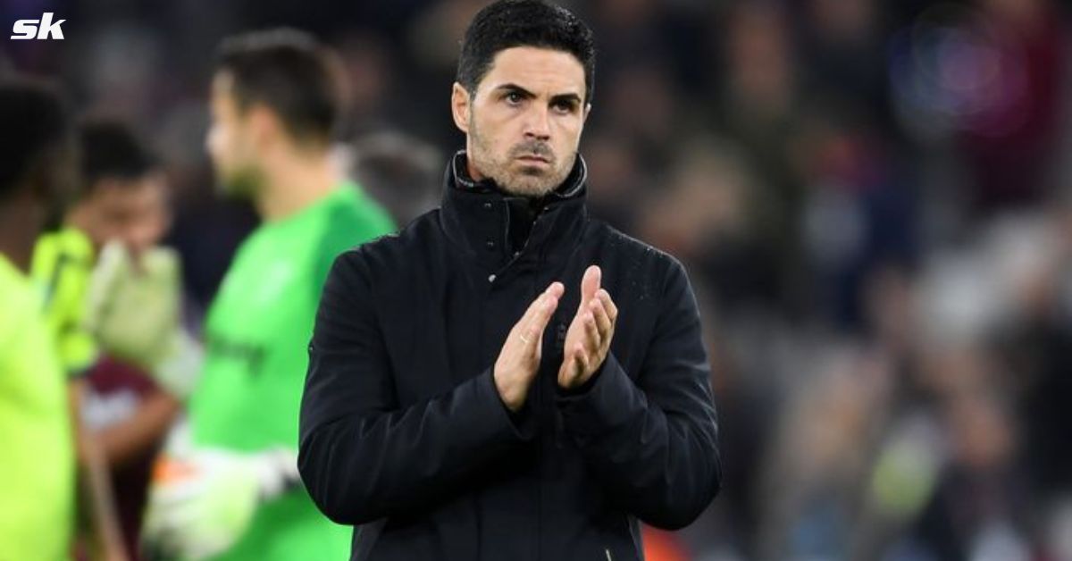 Arsenal manager Mikel Arteta looks on.