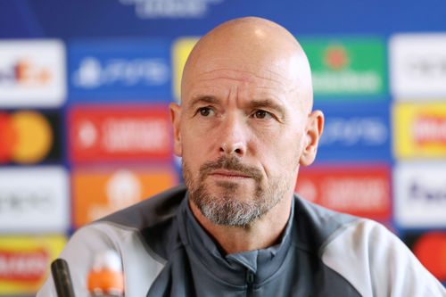 Several journalists are banned from attending Erik ten Hag's presser.