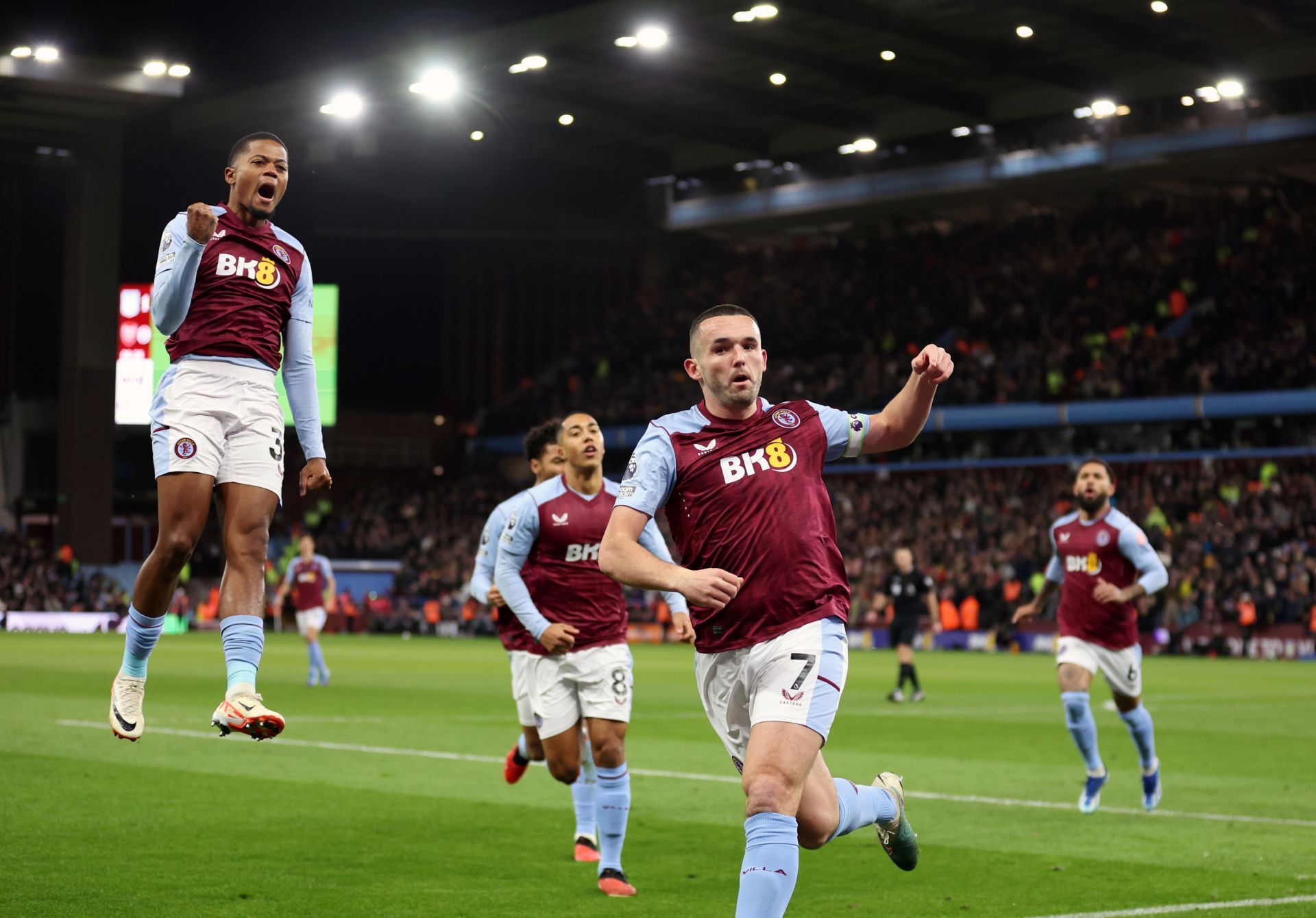 Aston Villa v Arsenal FC - Premier League