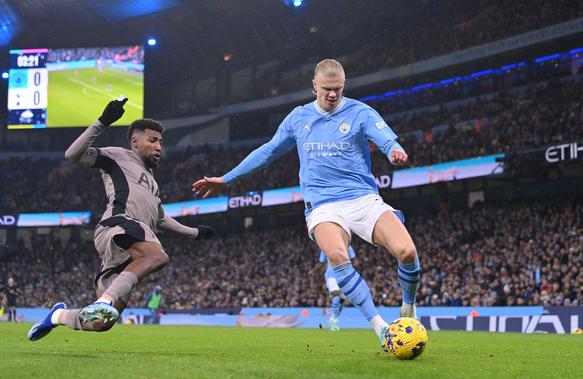 Manchester City v Tottenham Hotspur - Premier League